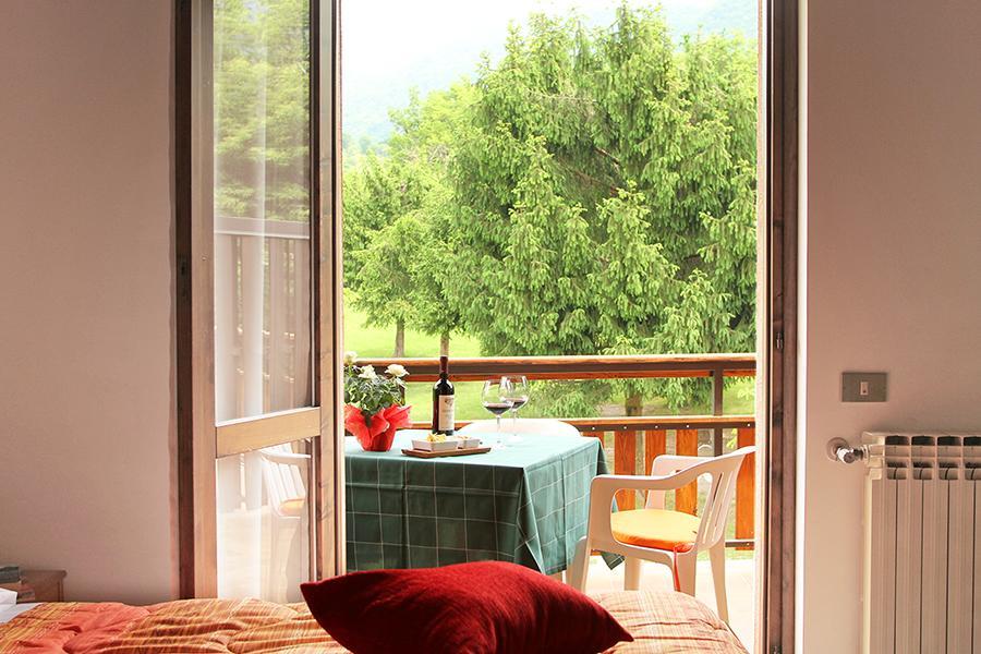 Hotel Colomber Гардоне Ривера Екстериор снимка